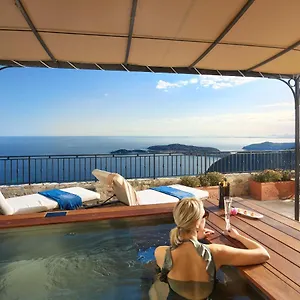 https://chateau-eza.fr-provencehotel.com
