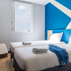 ** Hotel Ibis Budget Paris Ouest Frankreich