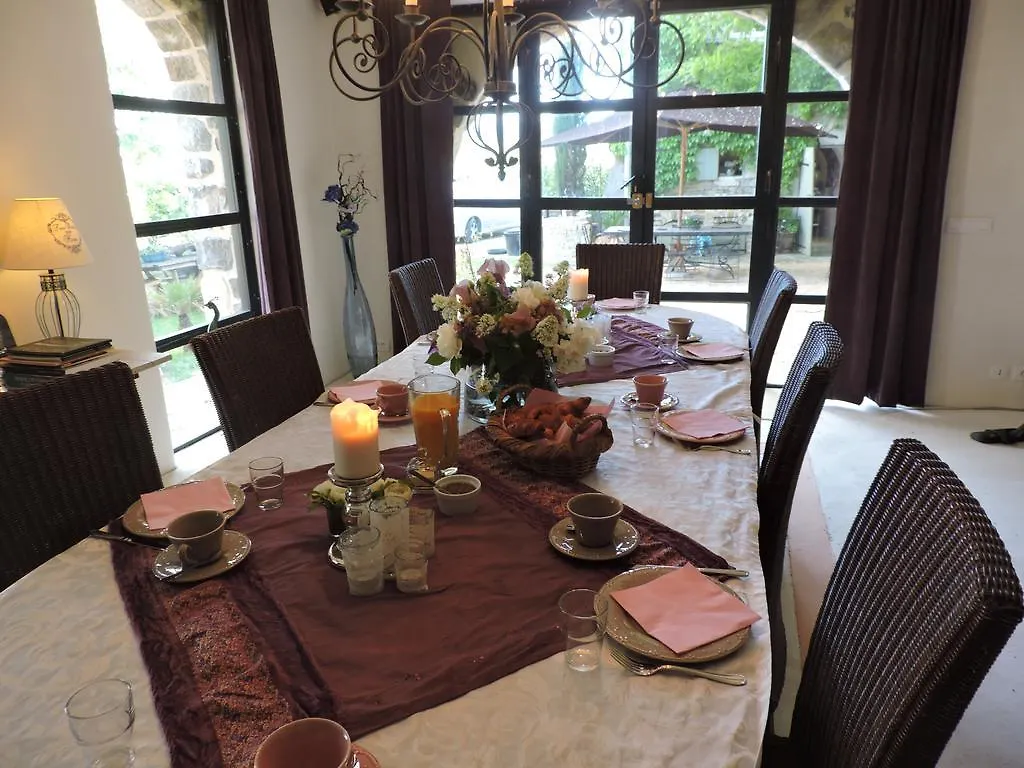 La Flor Azul Bed & Breakfast Grospierres