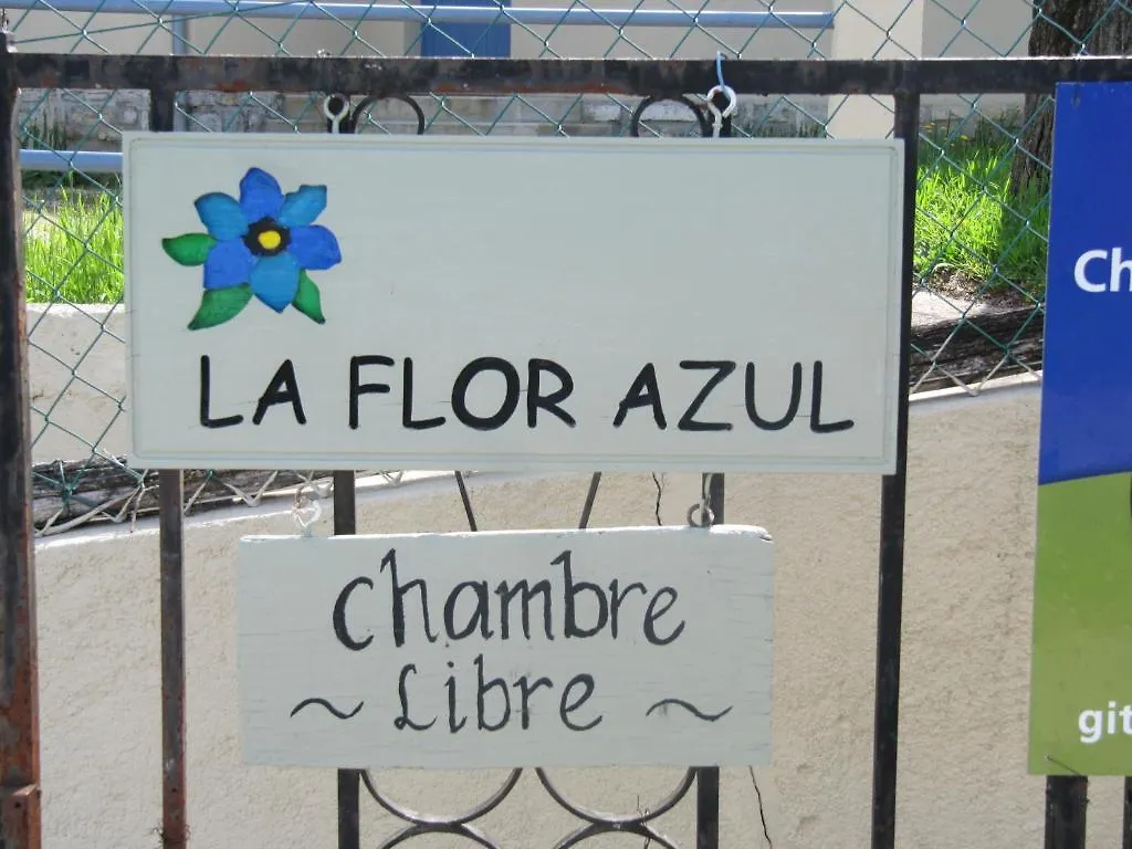 La Flor Azul Bed & Breakfast Grospierres